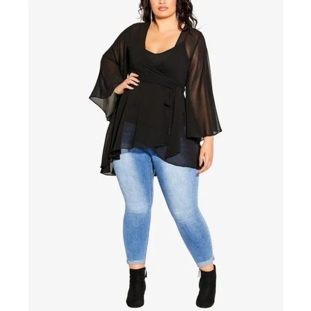 CITY CHIC Women's Plus Size Black Long Sleeve V-Neck Wrap Around Fleetwood Tunic